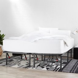 AmazonBasics Cadre de lit pliable - Montage sans outil - Rangement sous le lit - 140 x 200